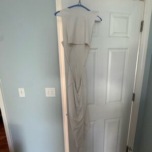 Elegant Cream Sleeveless Dress